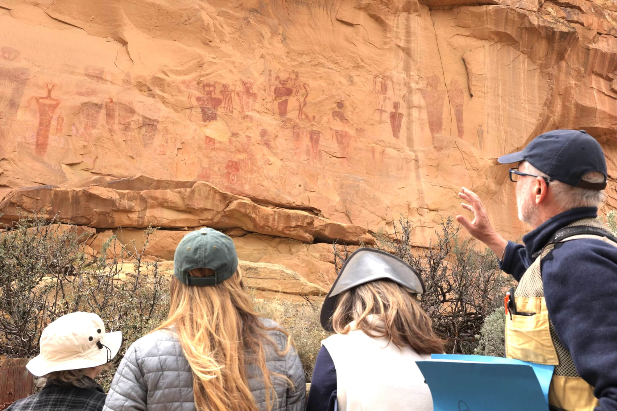 Interpreting pictographs along the Freemont River
